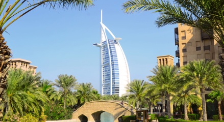 Answers to the Top 12 Questions About the Dubai Real Estate Market: From Investment Risks to Latest Trends